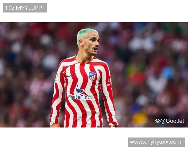 足球明星炫酷双色染发大变身视频引发热议与模仿潮流